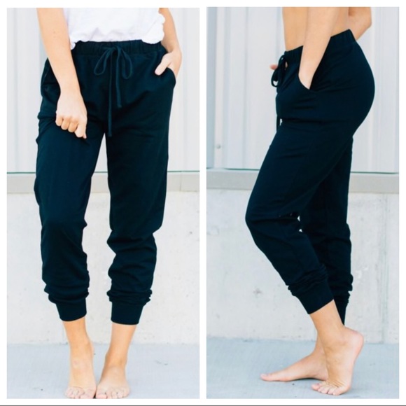 ✨LAST ONE✨Black side pocket cotton blend joggers - Picture 3 of 6
